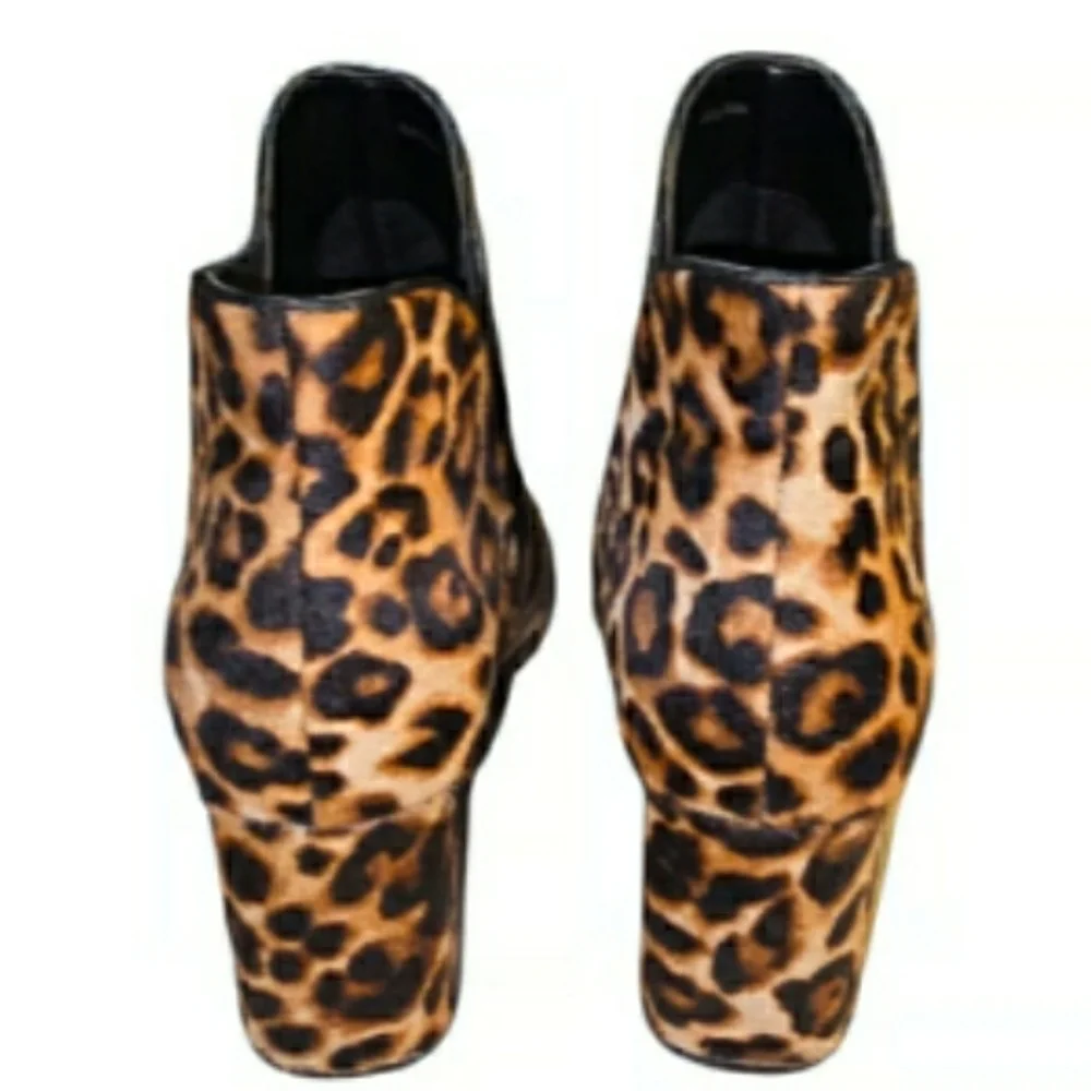 Size 9 White House Black Market Zoe Calf Hair cheetah Ankle Booties Shoes Boots - Picture 4 of 4